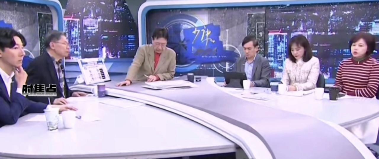 赵少康的“草台班子”，终于露馅了

唐湘龙不去赵少康节目之后，收视率一路下滑。赵