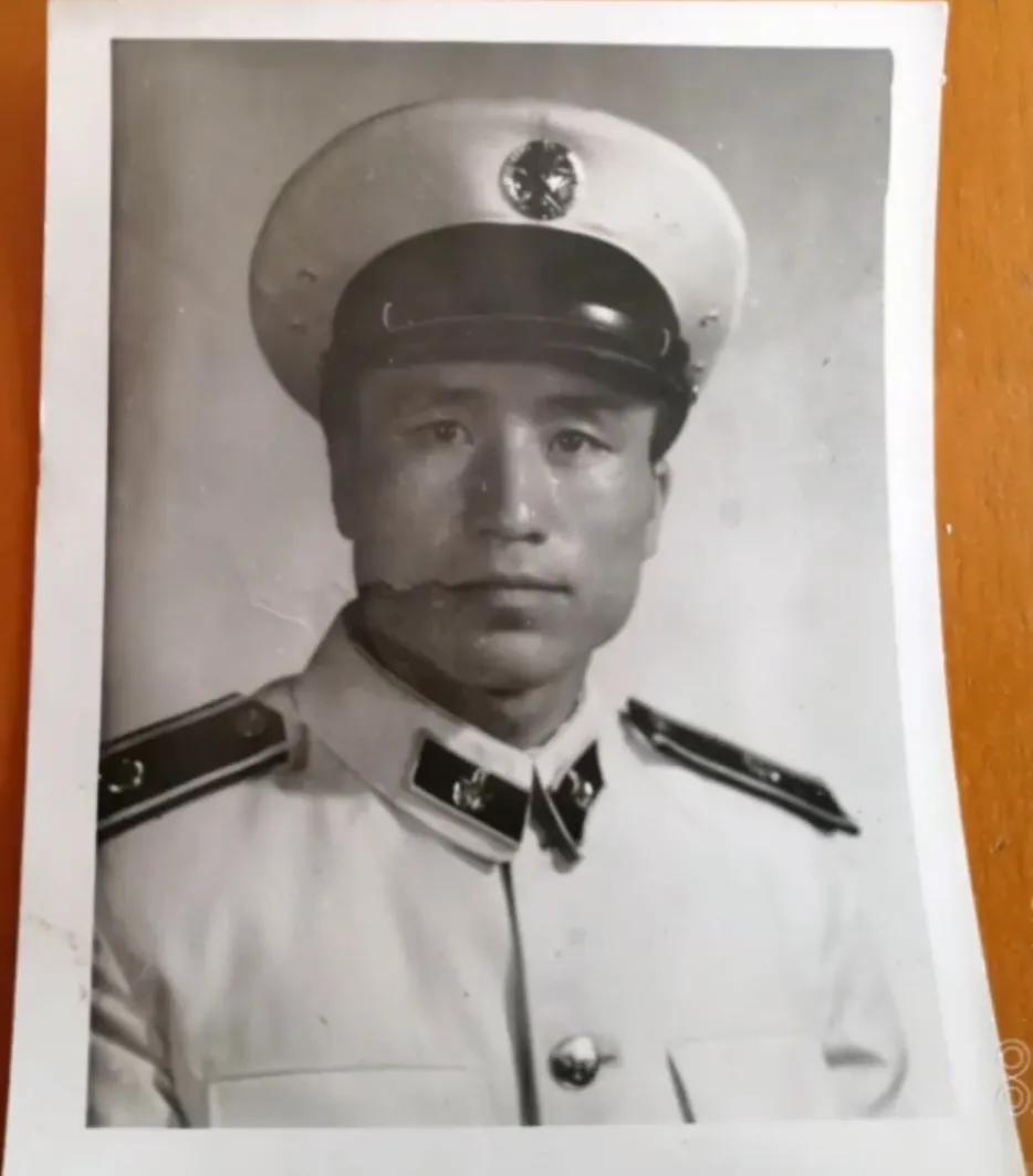 从此世间再无父亲般的大舅[流泪][流泪][流泪]！！！