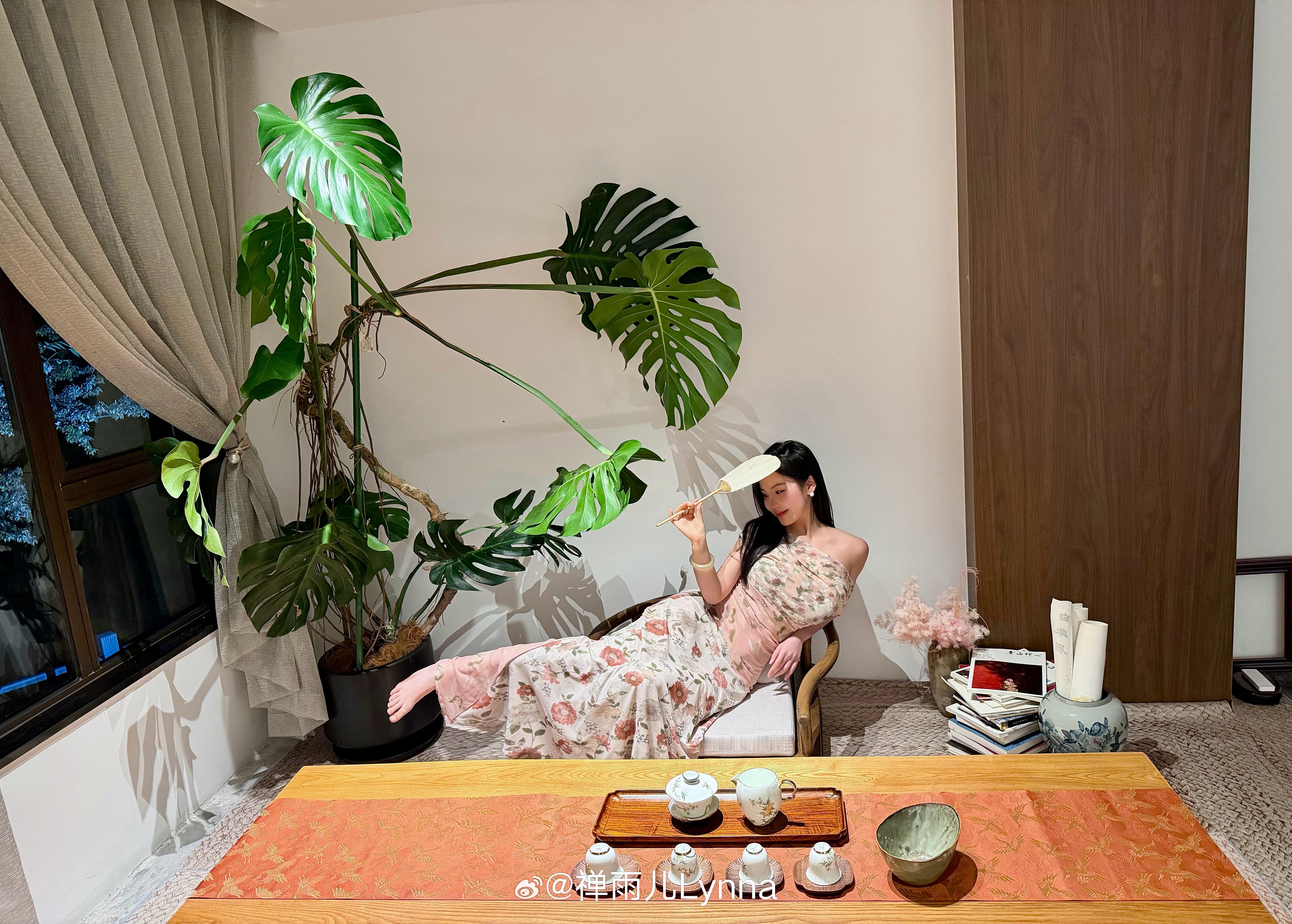 能寻得内心热爱，亦能遇见满心欢喜之人，这两件事，皆是生命里难能可贵的幸福和能量。