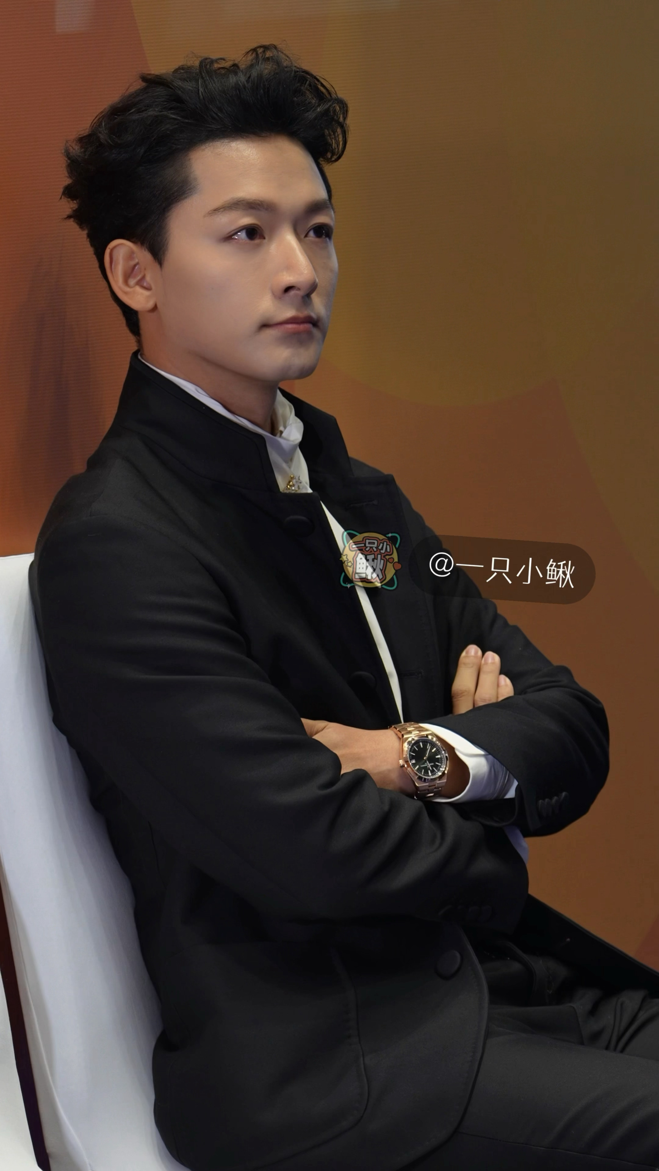 北京国际电影节开幕式张晚意live生图，纯生图皮肤好好，好正好帅气，晚意的脸好适