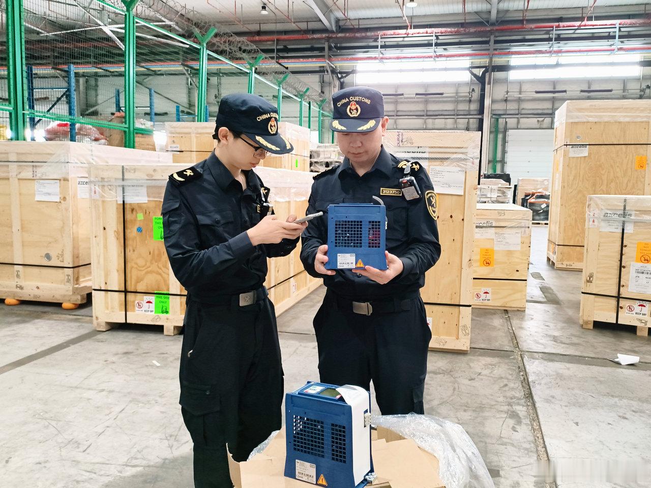 宁波空港口岸前8个月外贸成绩太亮眼 今年前8个月宁波空港口岸交出亮眼外贸成绩单，