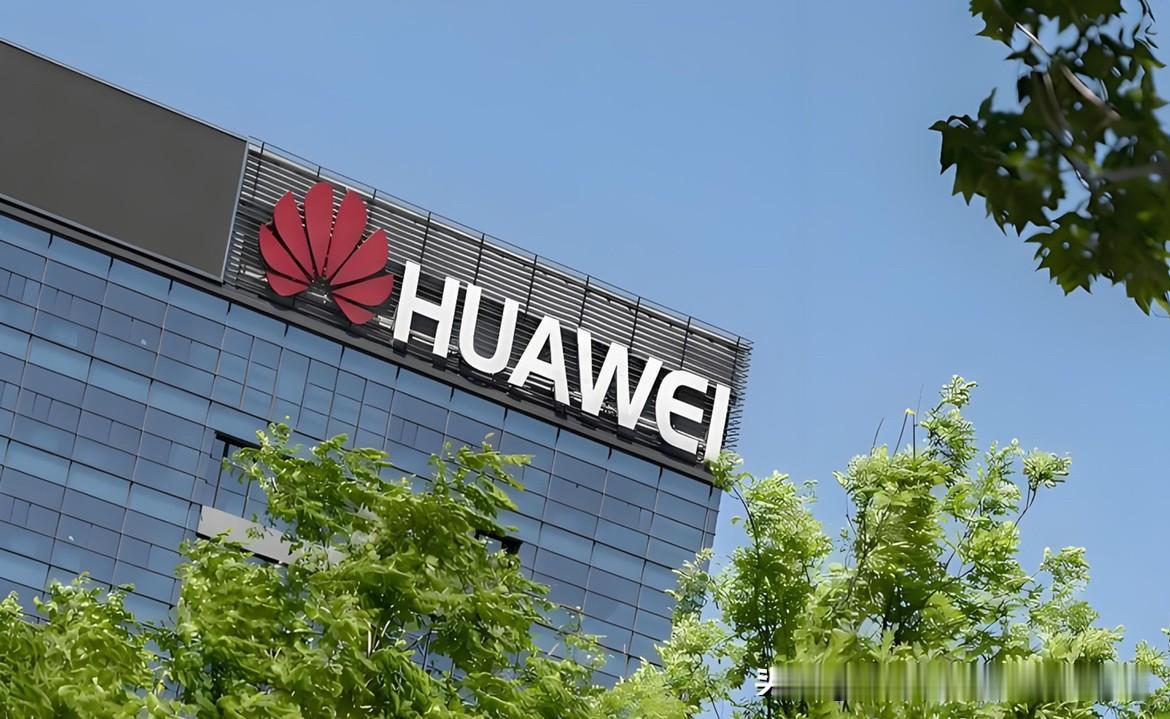 表面是给车主吃定心丸，实际扔出的是一个行业变量。

所谓兜底，简单说就是在一定条