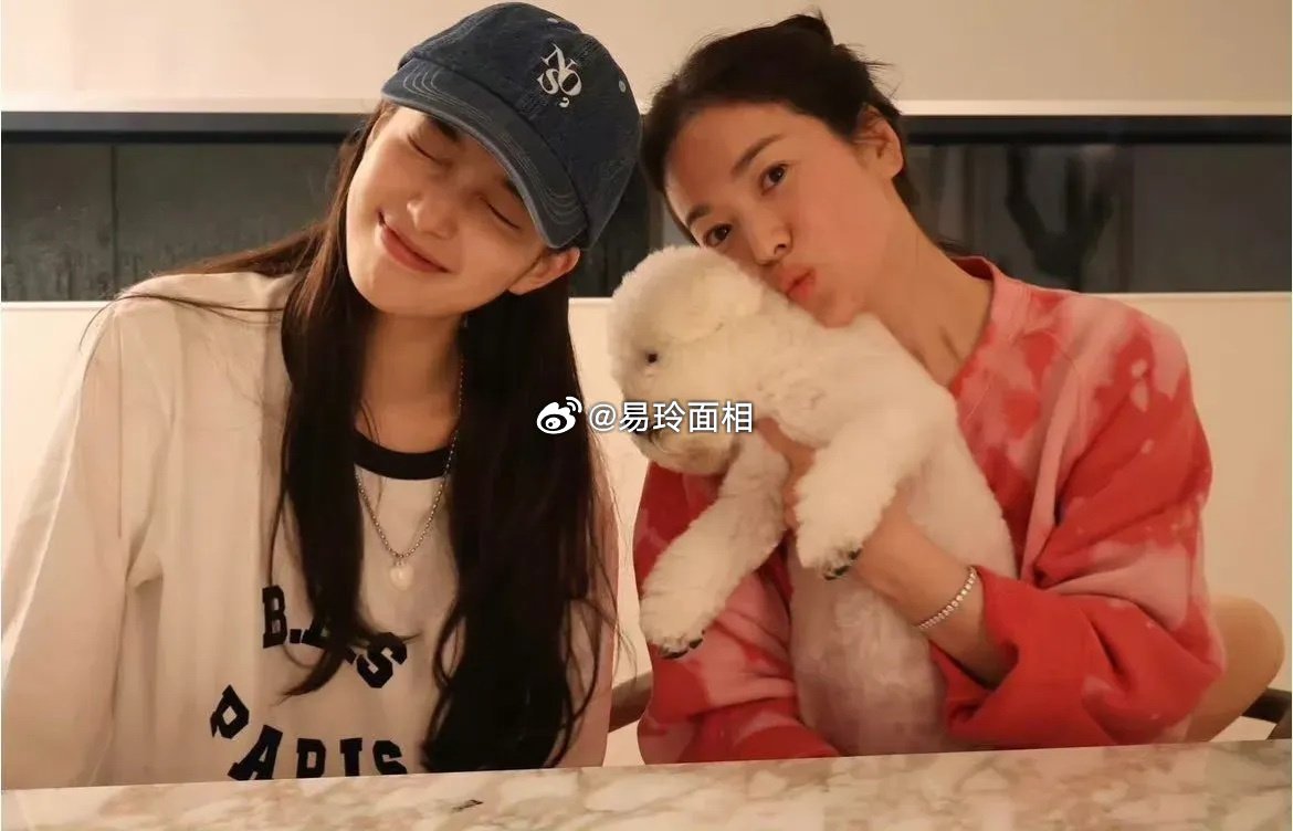 处女座因为择偶标准比较高，加上他们原则性很强，所以在选择伴侣的时候会格外的挑剔，