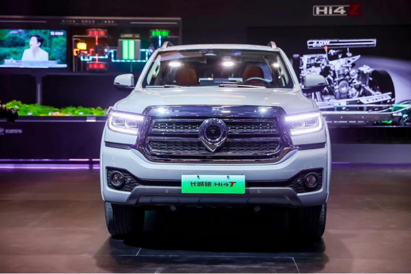 北京车展长城展台气场拉满，59台展车全员集结，阵容超级豪华，硬核干货更是藏不住。