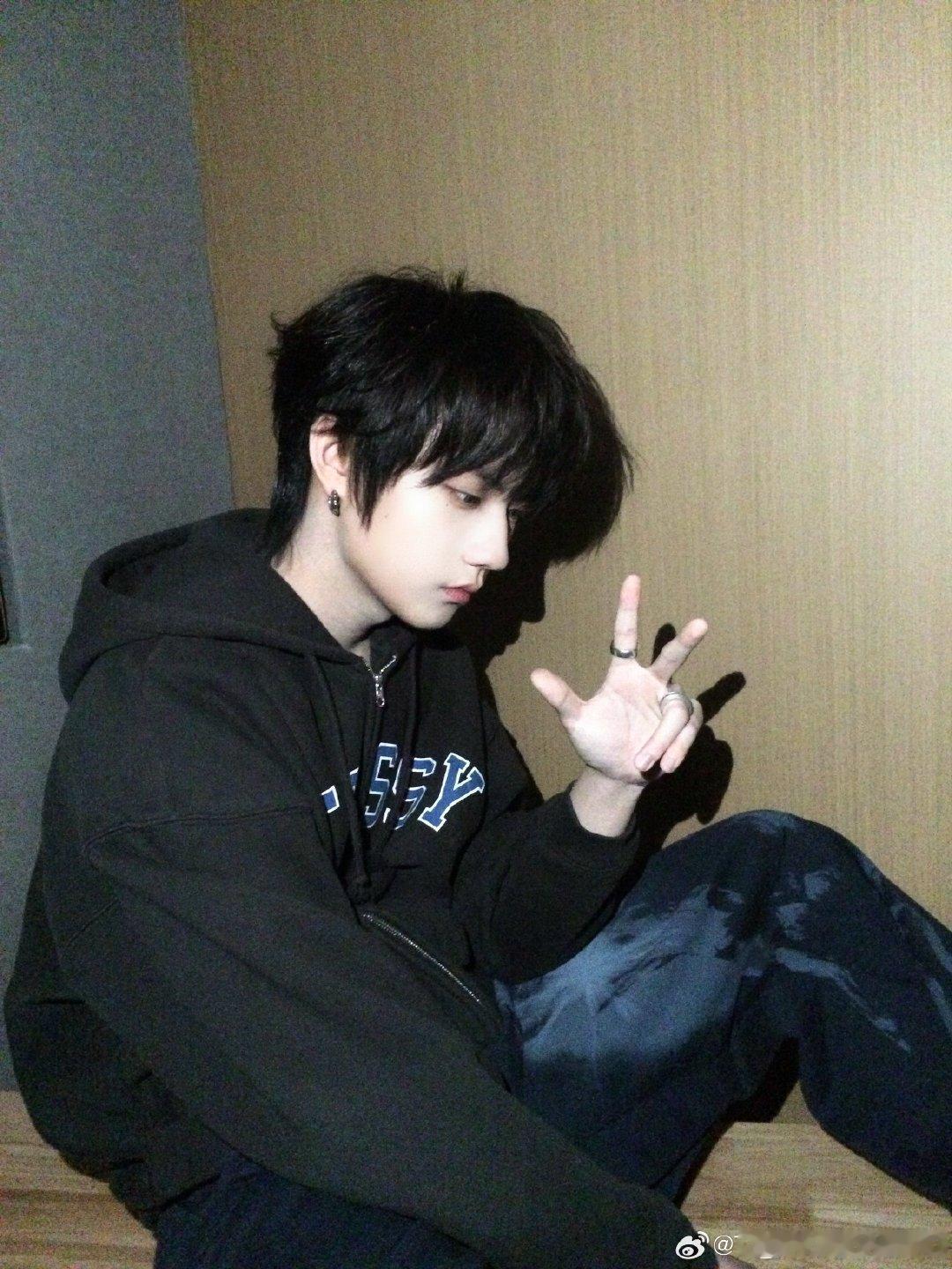 此男冷脸萌的神张子墨张子墨