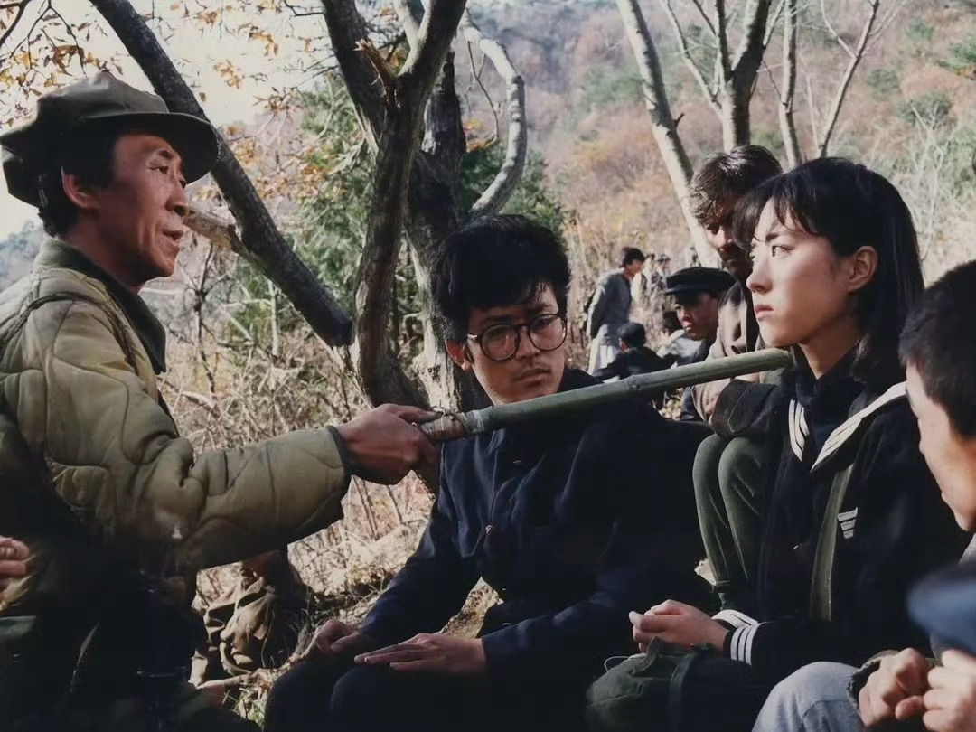 【韩影】《南部军》1990安圣基  崔真实下面👀 