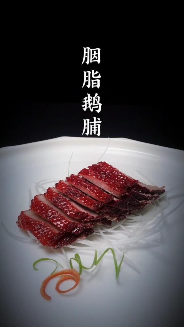 重读红楼梦：一块胭脂鹅脯，藏着大观园最动人的日常
 
重读《红楼梦》第六十二回，