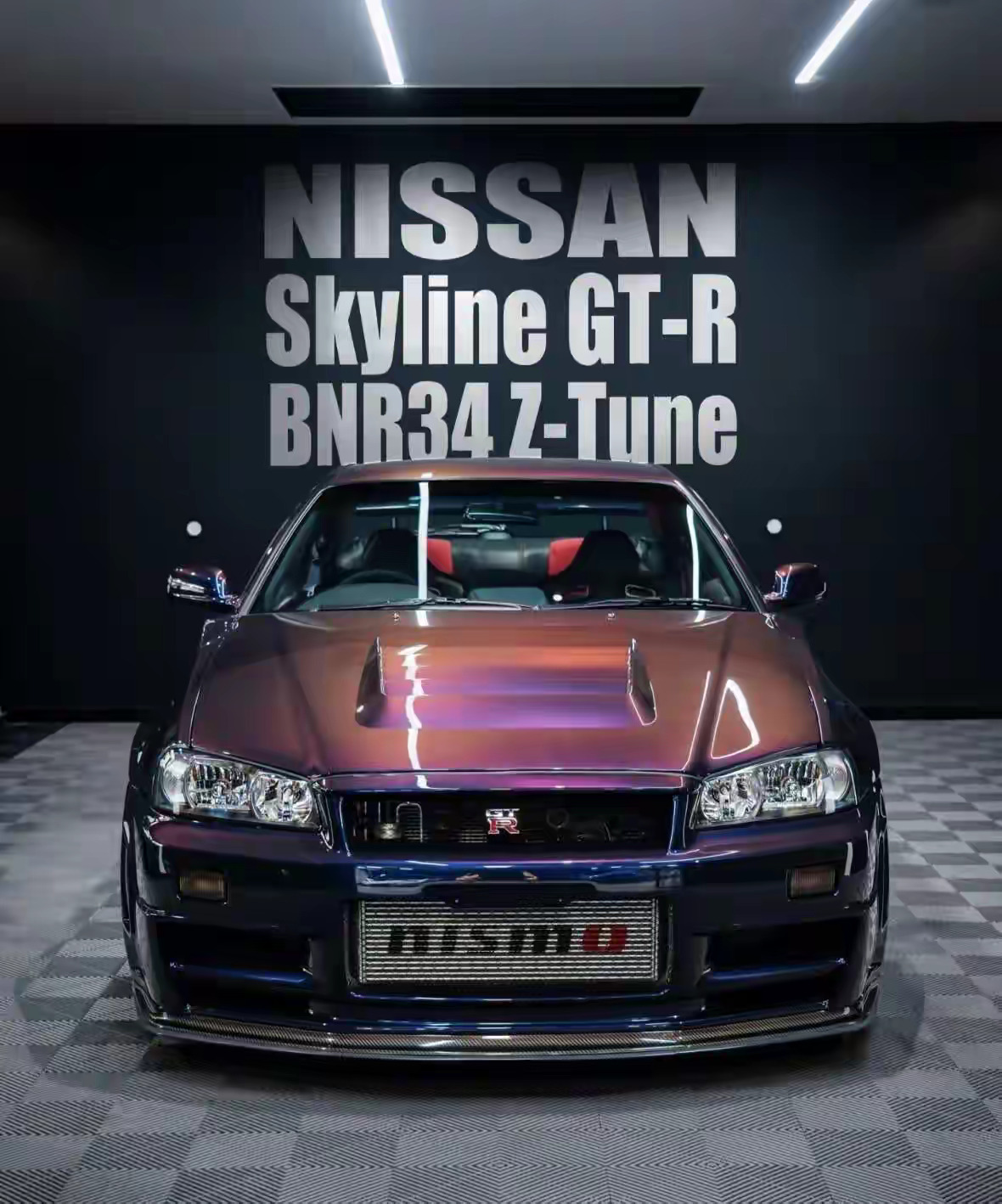 Skyline GT-R BNR34 Z-Tune 的“午夜紫”不仅仅是一个颜色