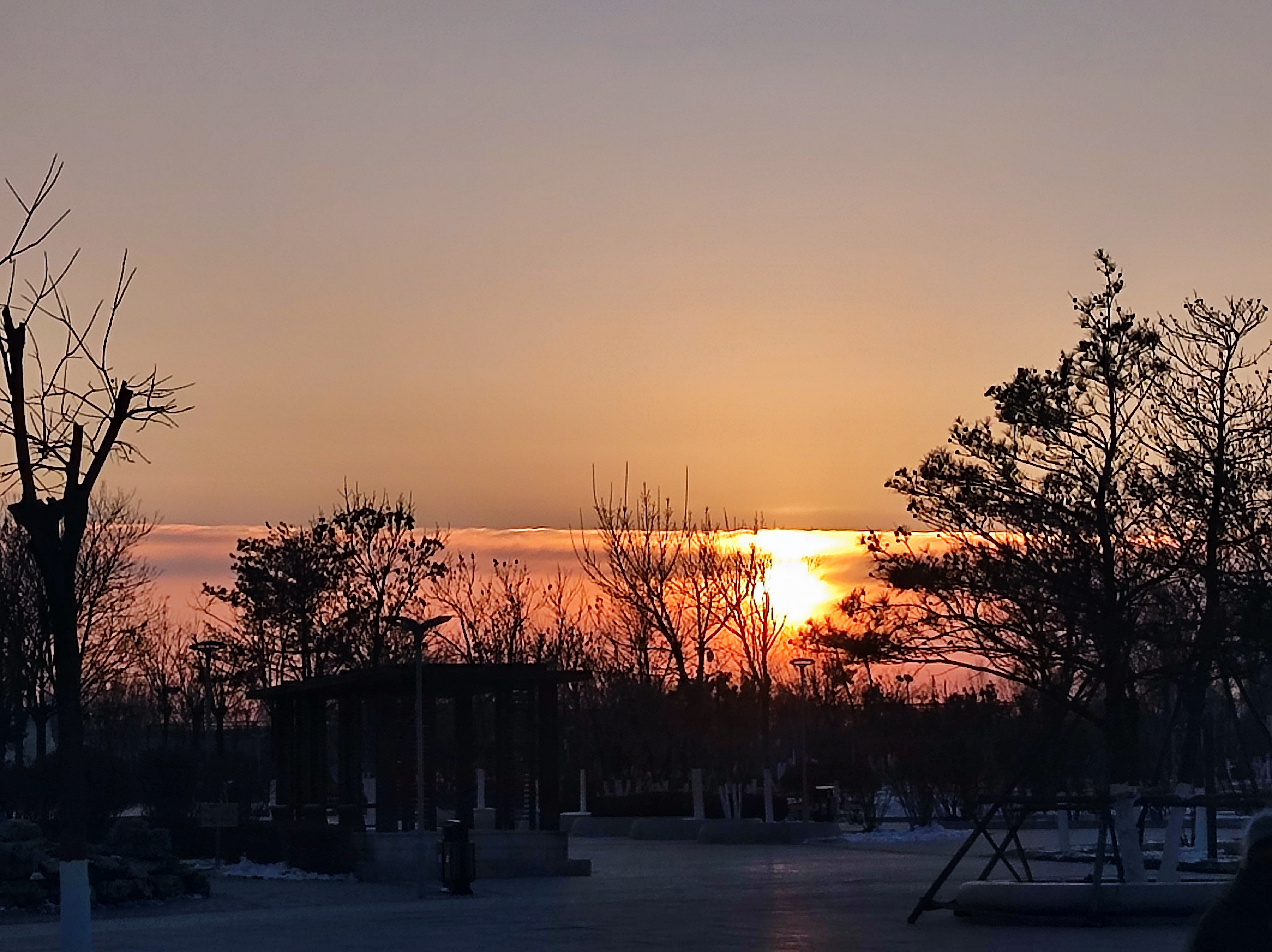 去留住这个瞬间 在来不及挽回之前🌇 