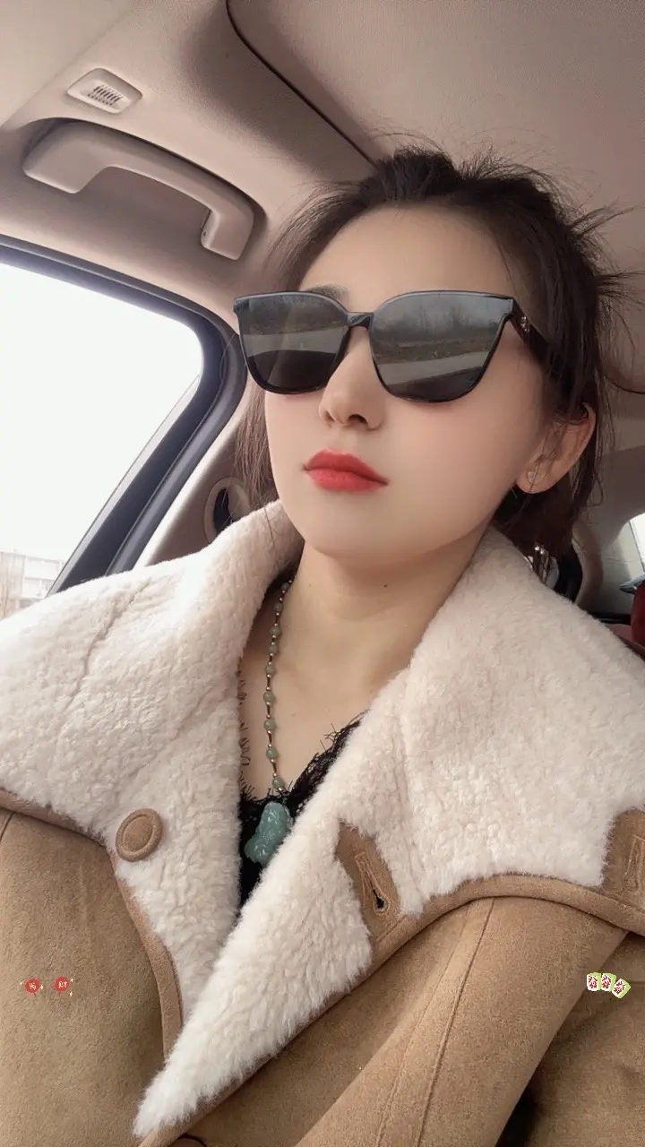 其实人生并不复杂，就是事不能拖，话不能多，人不能作，如果说还有什么决窍...