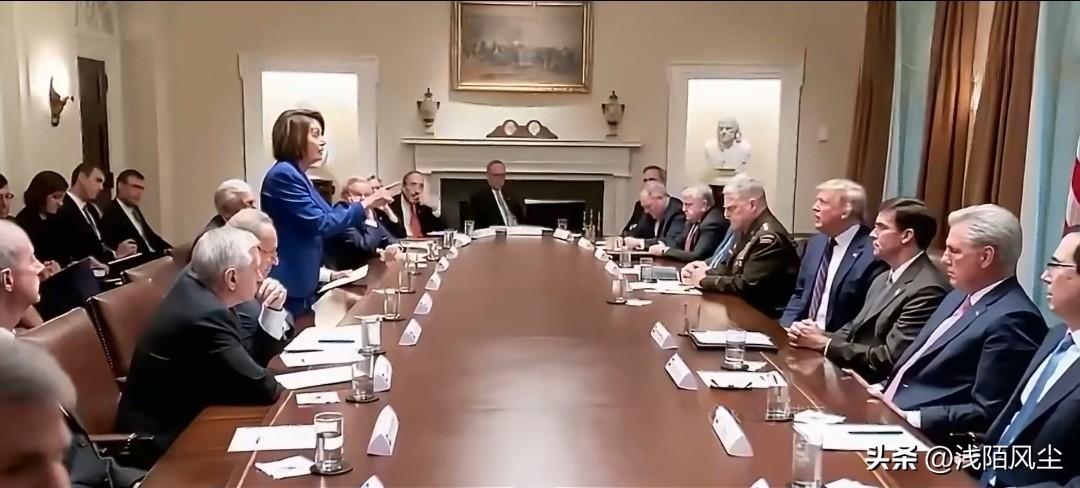 佩洛西回忆2019年一次白宫会议，称其“糟糕透顶”。她因不满特朗普的对俄立场而愤