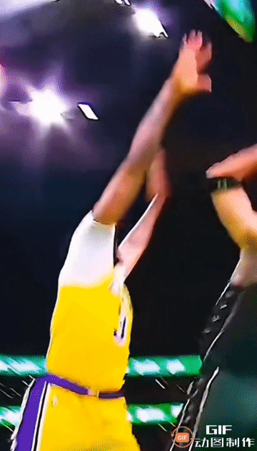 离谱到家了：上赛季最离谱的三次吹罚！
@NBA #NBA#