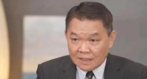 台湾名嘴黄征辉曾表示只要大陆答应两个条件，就可以接受和平统一，他提出的两个条件分