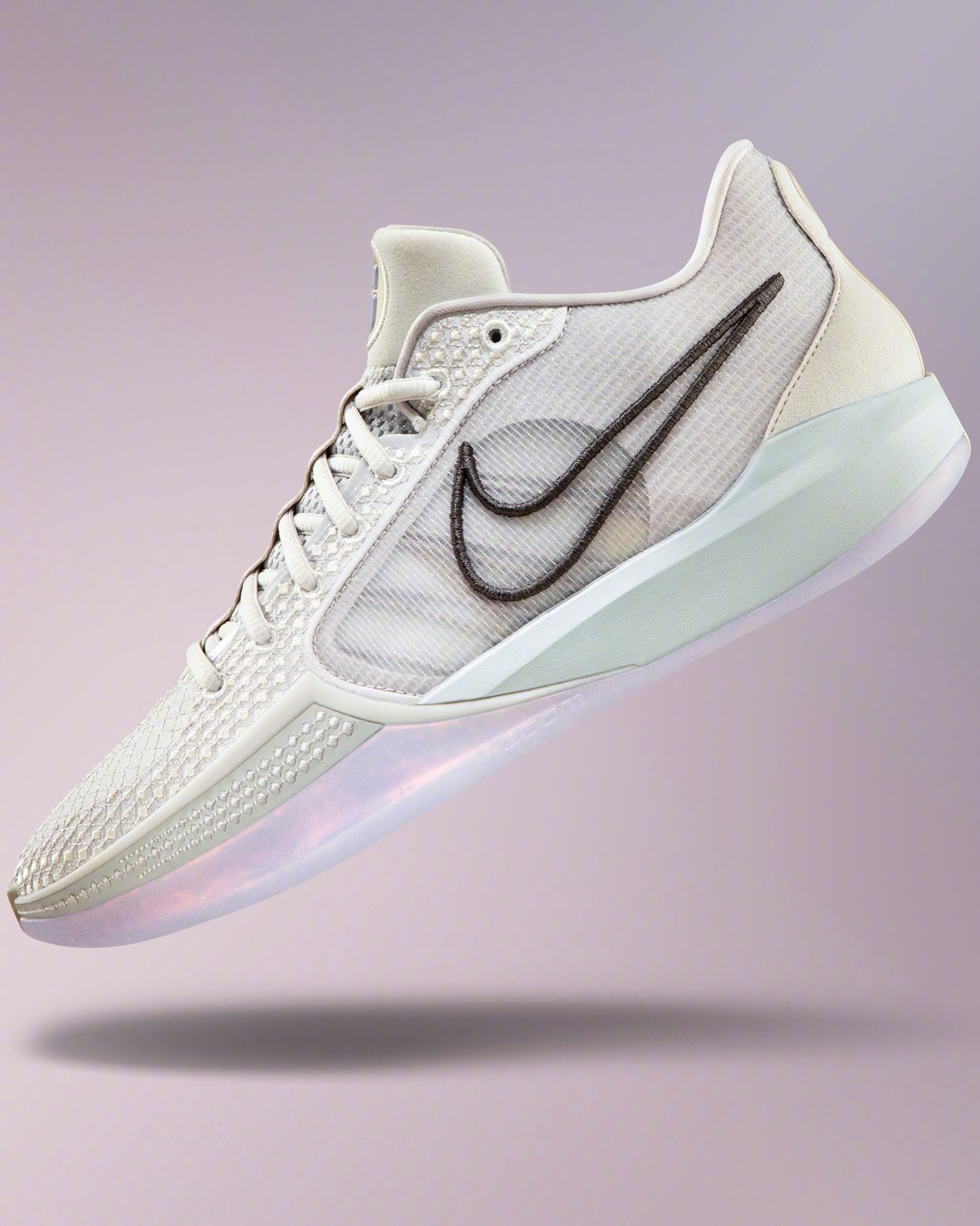 约内斯库最新一代签名鞋Sabrina 4正式亮相！对比前三代如何？ 