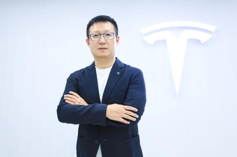 【车视头条】近日，特斯拉中国总裁王昊日前在接受记者专访时表示：中国新能源汽车市场