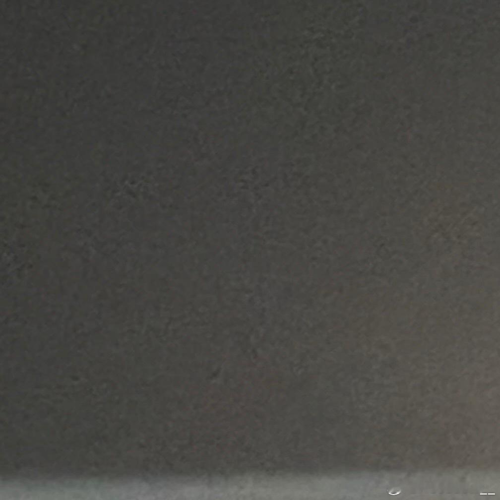 该疾病的主要传播途径是埃及伊蚊和白纹伊蚊的叮咬，病毒通过蚊子的唾液进入人体引发感