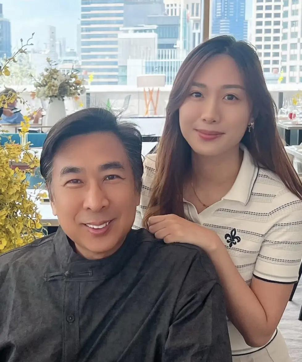 李丽珍的女儿真的没啥野心，之前从加拿大留学回来，高学历，颜值高，还是星二代，可以