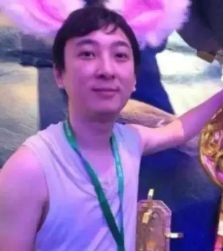 王思聪怼天怼地大家都知道，早期他还怼雷军呢，作为小米科技创始人，雷总身价千亿，居