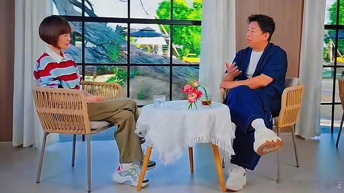 不工作的时候可以在家玩什么我的十一电子榨菜假期宅家指南来了！看看黄渤在家干嘛——