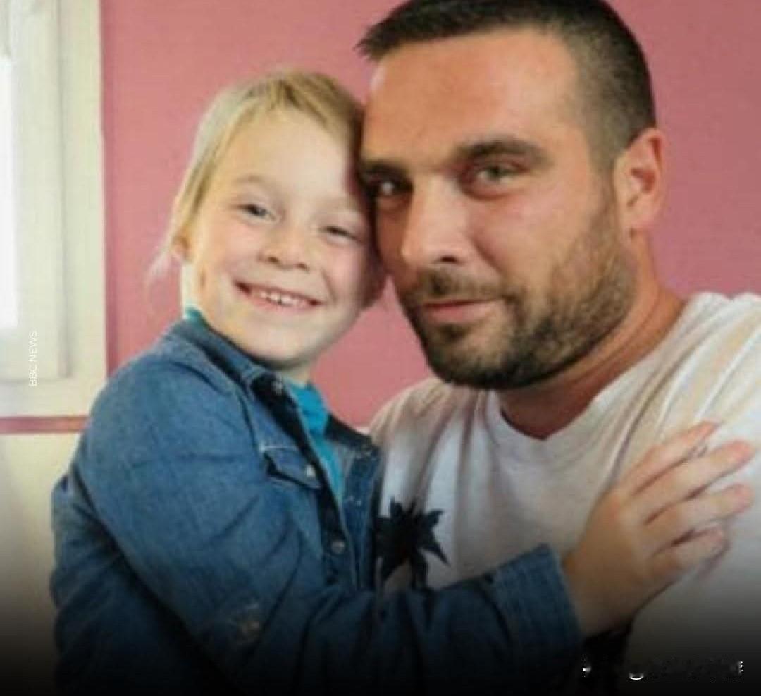 乔纳森·杜普雷，一家法国公司 Eurofloat 的员工，在2015年经历了一次