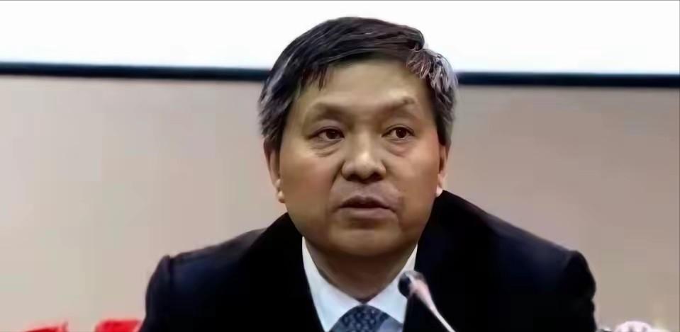 [中国赞]你听听这事离谱不离谱：1200多吨国家严格管制的石墨，总共才卖了598