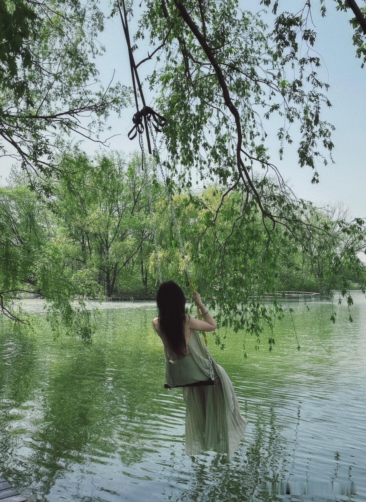 郑州一位26岁的私企员工很是苦恼。

他的爱情遭到女方父母的强烈反对，反对的原因