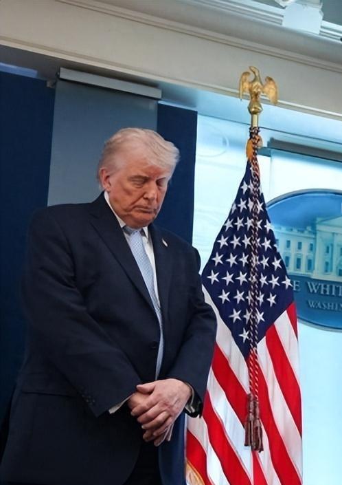 国际上有个传说，就是美国想打谁，就打谁；俄罗斯是谁打我，我打谁，这个说法不靠谱，