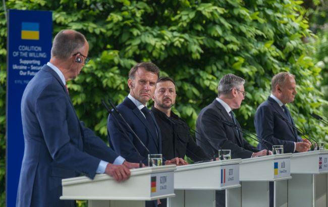 据报道，巴黎峰会的一份宣言草案提到了在乌克兰遭受攻击时美国承诺给欧洲联盟部队提供