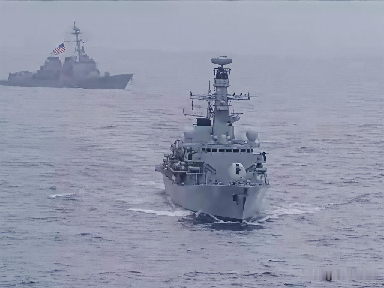 日本气炸了。当地时间7月13日，日本方面透露，日本海上保安厅多艘巡逻船只，上周为