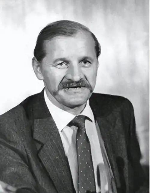 1985年7月24日，苏联一个科研代表团出访意大利，为了防止有人叛逃，克格勃还亲