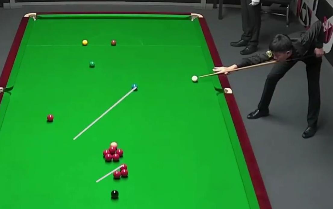 一路领先。第三轮资格赛，对阵老将汤姆福德，高阳在第一阶段3-6落后的情况下，第二