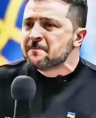 为什么这次非要揪着荷兰打？而且一点都不留谈判的余地？说白了，就是杀鸡儆猴。
 