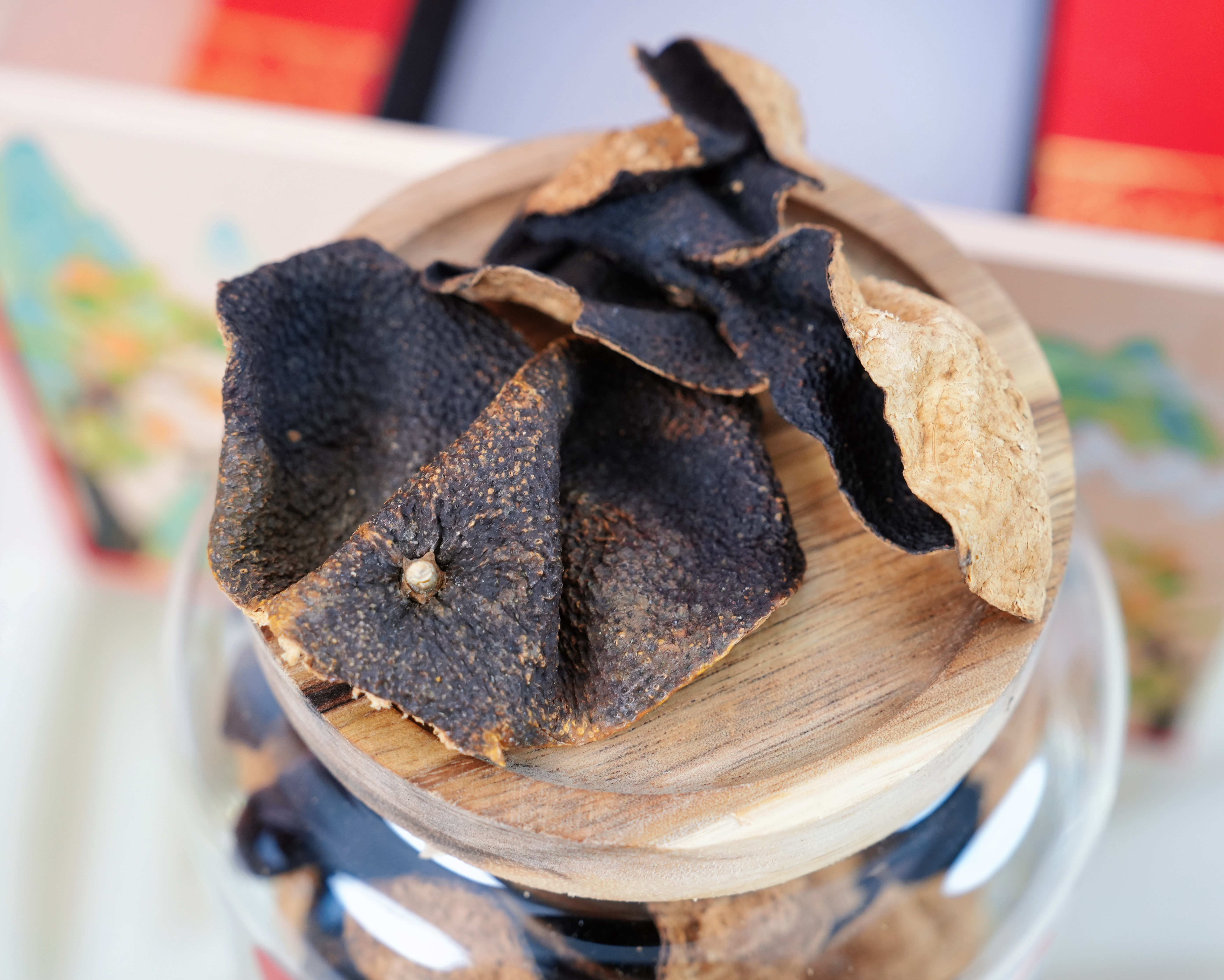 感谢丁总送来的新年礼盒！新会陈皮，泡水煮茶，养生佳品！