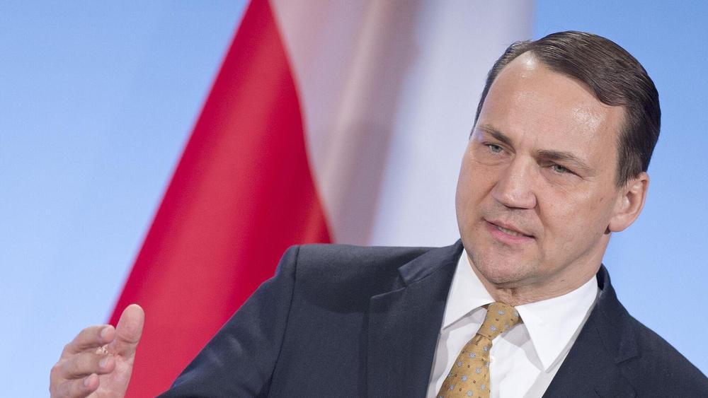 波兰副总理兼外长西科尔斯基近日在慕尼黑表示，欧洲正在为俄乌冲突埋单，理应获得谈判