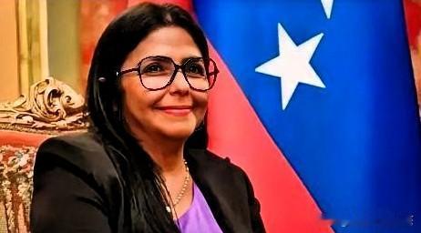 快讯！

美国🇺🇸消息
特朗普为啥默许马杜罗副手上台？
CIA的评估报告，直