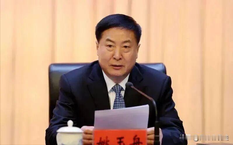 66，喻意吉祥的数字，但对66岁的姚玉舟而言，却是落马失蹄的人生转折。在退休3年