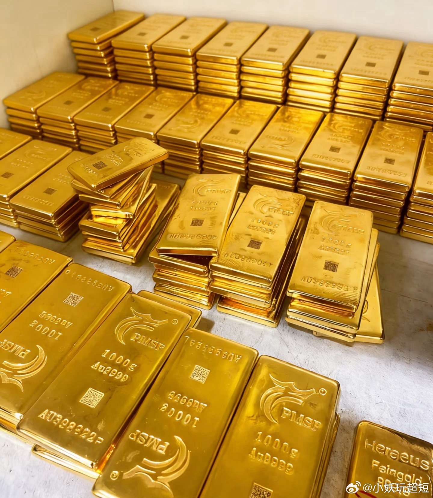 金价又跌了还能抄底吗最近好多人问我金价跌了要不要入手，我统一说下：首饰刚需现在可