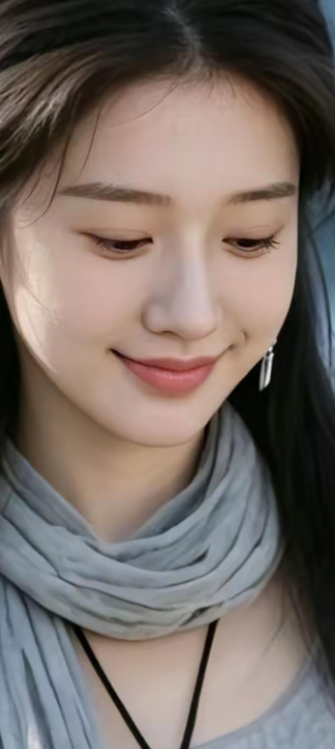 温柔微笑，暖阳下的少女心