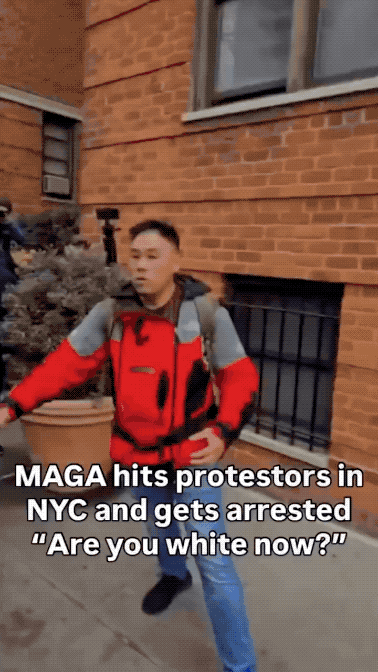 美国黄MAGA太尴尬了：号称自己白人殴打反对特朗普的示威者，最后被警察逮捕！视频