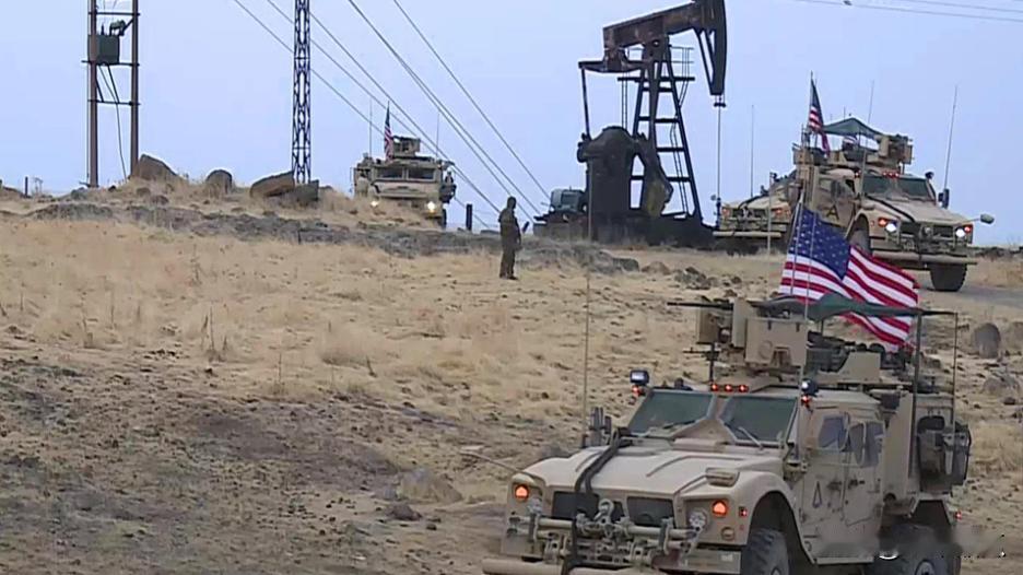 阿萨德也是非常无奈，前几天发布第28号令，给现役军人在2003年基础上一次性增加