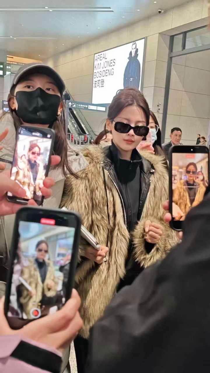 大明星具象化！！！  cr来源见评论区