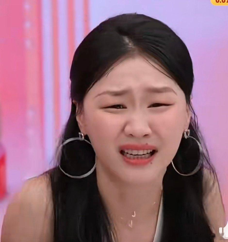 王家卫当然是个畏缩老登但是好歹是大导演这也是平常会意淫的内容吗？[流鼻血]畏缩男