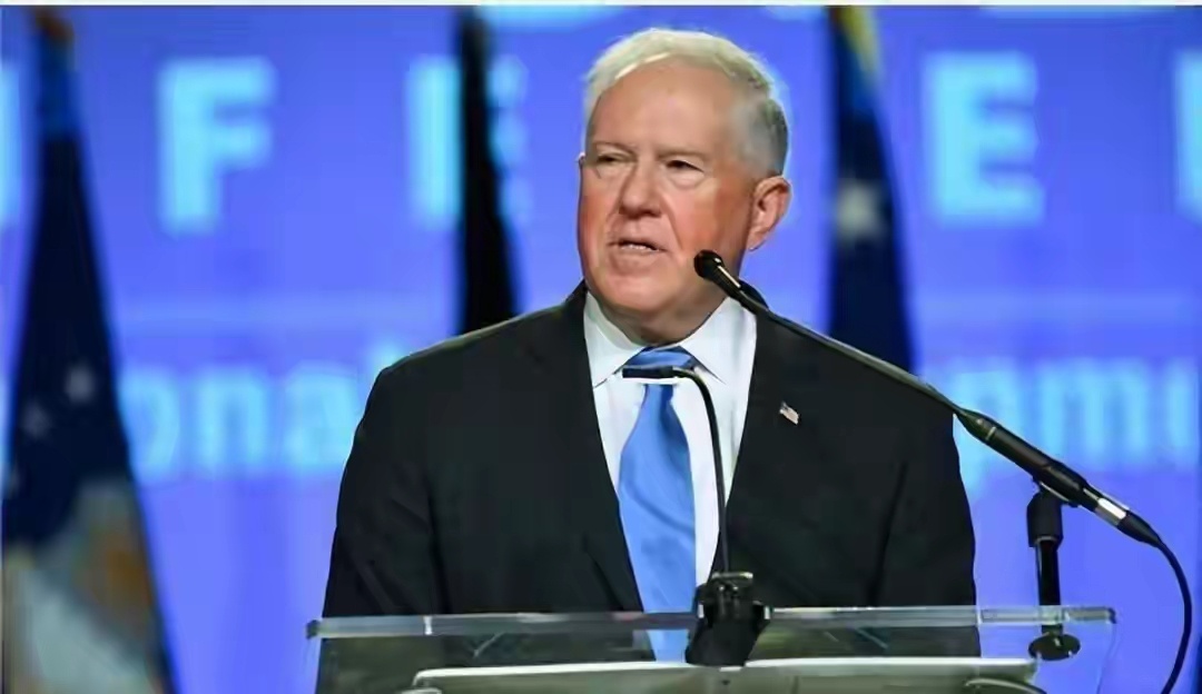 美国空军部长：希望中国永远不要武统台岛，因为美军已做好战争准备。 