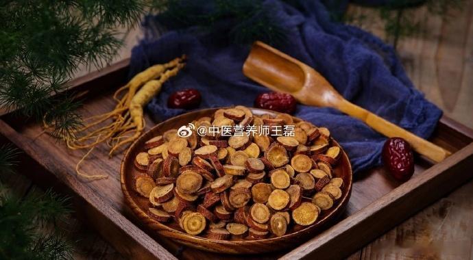 #国医的精诚力量# 一个助长个儿的古代良方。值得收藏！对于人类的身体特性，民间常