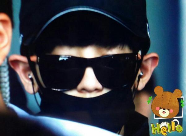 140922 北京✈️金浦墨镜一戴谁也不爱 朴灿烈你很酷呀©️logo 