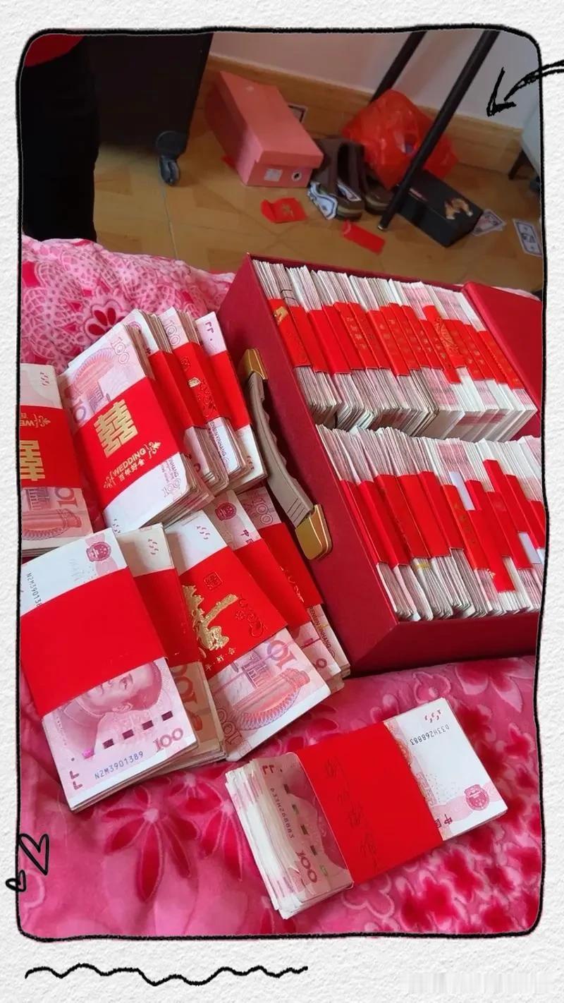 破防！心碎了，继女出嫁，云南远嫁安徽，出嫁当日，继父将新郎下的彩礼钱10万块钱，