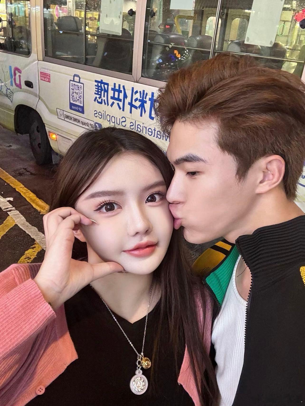#韩安冉夫妇下个月领证# 孩子已经生完了，下个月才领证，因为下个月男方才刚到法定