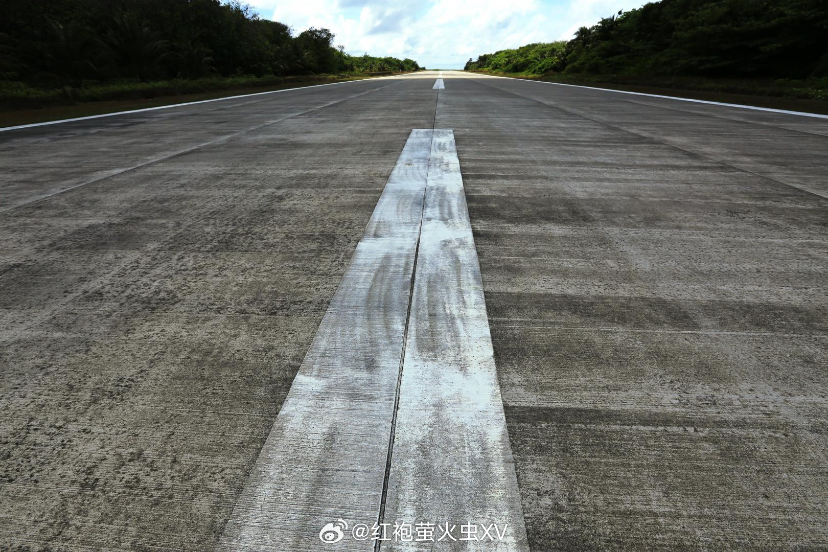 万里长沙 湾伪外长林佳龙今天接受质询时重申：“太平岛当然是岛，它是中囗囗国国土的
