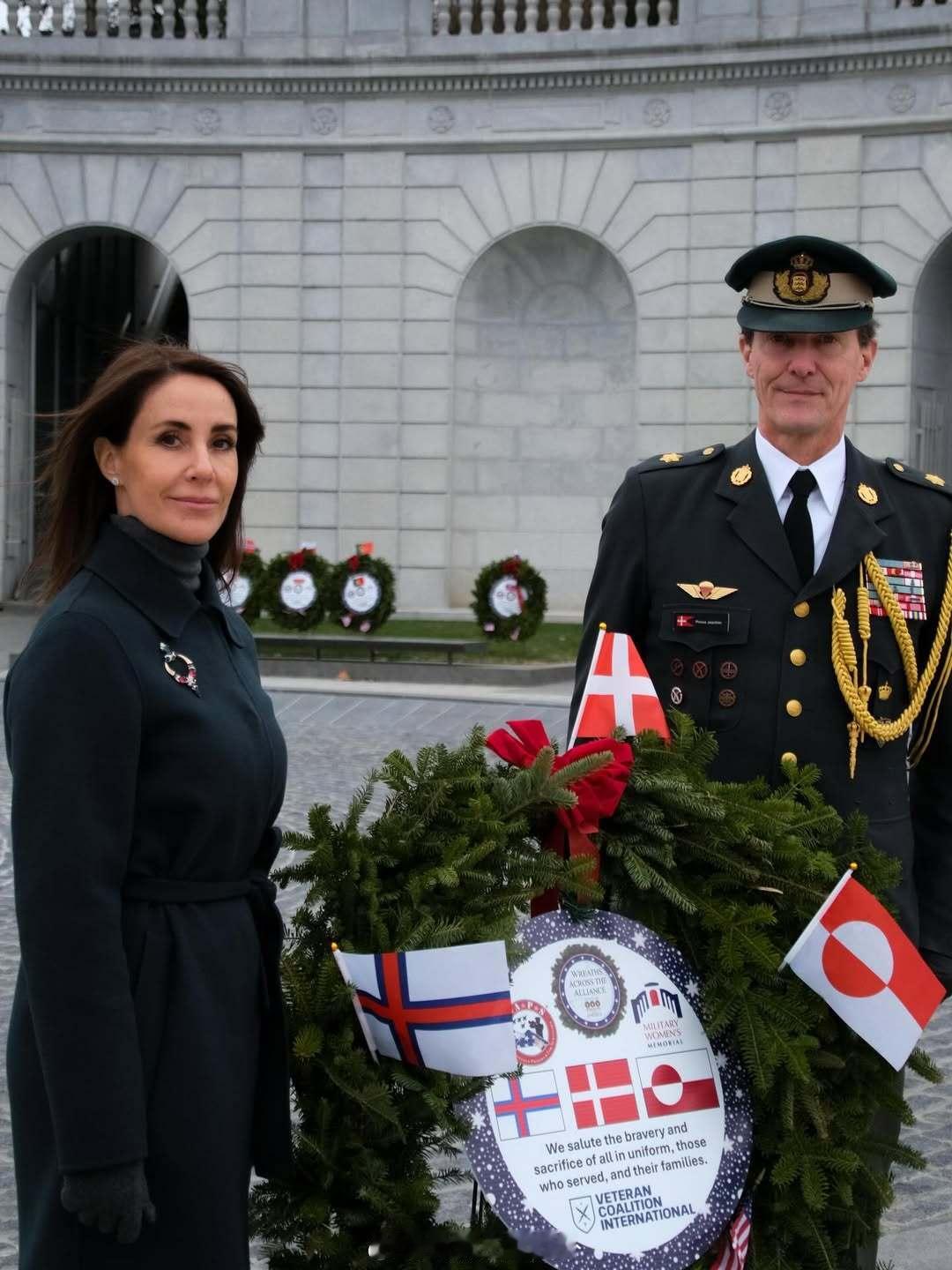 12.8 丹麦二王子约克姆和二王妃玛丽出席纪念活动 