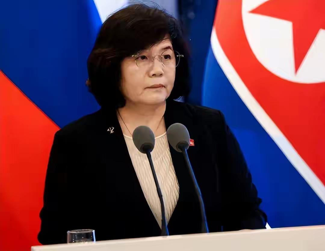 朝鲜外相9月两次访华，情况十分罕见，金将军交给她一个特殊任务。根据中国外交部发布
